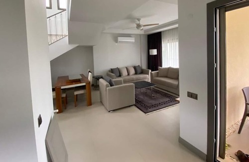 Kusadasi Villa | Modern Villa in Kusadasi - Steps from the Beach & Pet Friendly