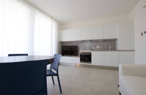 Jesolo Apartment | Modern Apartment with Pool Access in Prime Location