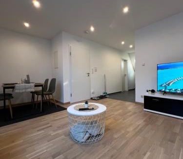 Neureut Sudlicher Teil Apartment | Stylish Apartment in Karlsruhe Neureut - Pet Friendly Stay