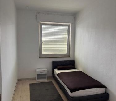 Ransbach-Baumbach Apartment | Moderne Zimmer nähe A3