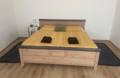 Funfhaus Apartment | Pet-Friendly Apartment Geibel T5 - Guest Rated 9/10