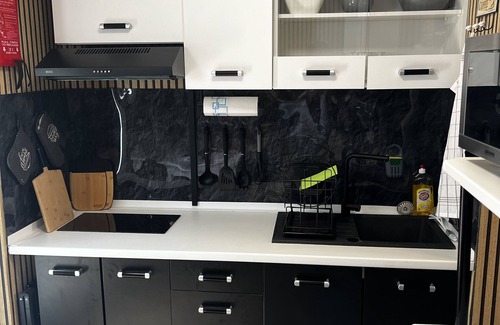 Spandau Apartment | Stylish Apartment in Berlin with Kitchen & Family-Friendly Amenities