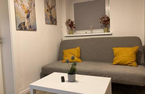 Altona-Altstadt Apartment | Modern Apartment Near Reeperbahn for Up to 8 Guests
