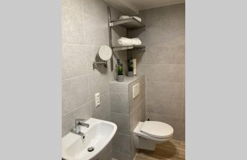 Altona-Altstadt Apartment | Modern Apartment Near Reeperbahn for Up to 8 Guests