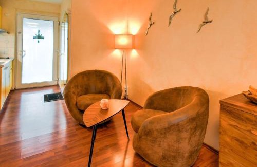 Wiek Apartment | Cozy Apartment with Terrace Steps from the Sea