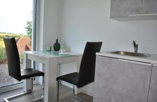 Friedewald Apartment | Stylish Double Room at Friedewald Rhönblick - 9.3/10 Rated