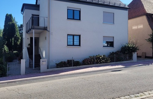 Wilhermsdorf Apartment | Guest Rated 10/10: Modern Ferienappartement with Kitchen