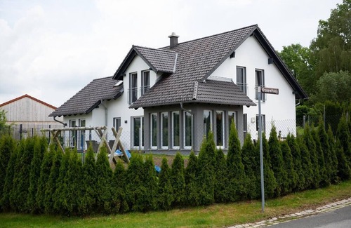 Freyung Apartment | Modern Garden Retreat Near Freyung with Spa and Pool