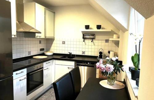 Langsur House | Child-Friendly Modernes Ferienhaus Sauerblick with Great Reviews