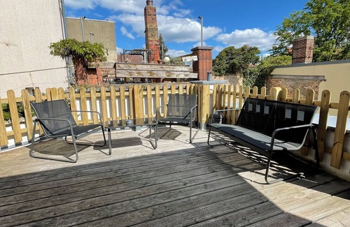 Meuselwitz Apartment | Exceptional City Apartment in Meuselwitz - Family Friendly