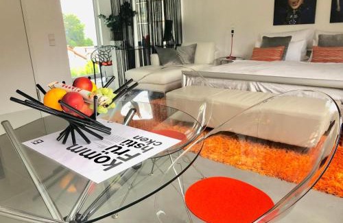 Ebersteinburg Apartment | Modern Studio with Ocean Views and Top Guest Ratings