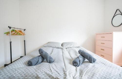 Holstebro Apartment | Modernized Bed & Bath
