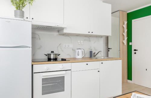 Brynow Apartment | Stylish Apartments with Dining in Katowice - 8.7/10 Rated