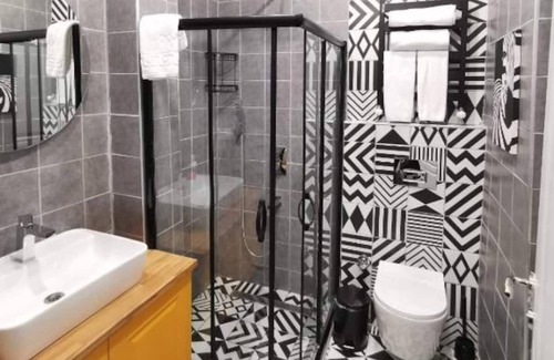 Gumussuyu Mahallesi Apartment | Stylish Taksim Center Flat with Family-Friendly Amenities