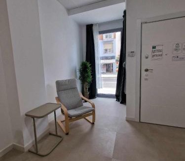 Perchel Norte Apartment | Stylish Apartment 4 in Calle Mármoles - Rated 8.2/10