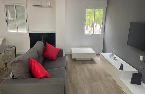 Elche Apartment | Stylish Apartment in Elche: Pet & Child Friendly Retreat
