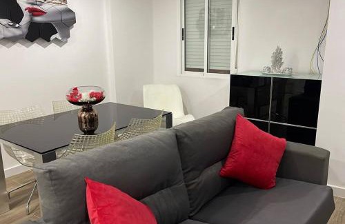 Elche Apartment | Stylish Apartment in Elche: Pet & Child Friendly Retreat