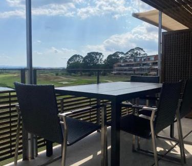 Torroella de Montgri Apartment | Gorgeous Apartment with Pool and Ocean Views in Empordà Golf