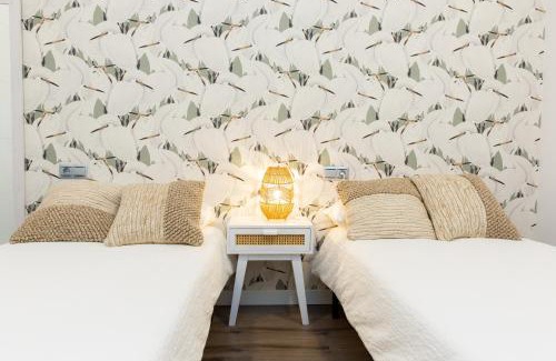 Valladolid Apartment | Modern Apartment LAUD3: Family-Friendly with High Rating
