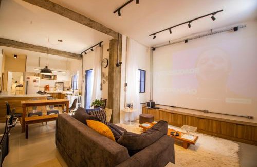 Campinas House | Contemporary Comfort in Central Campinas with Spa Amenities