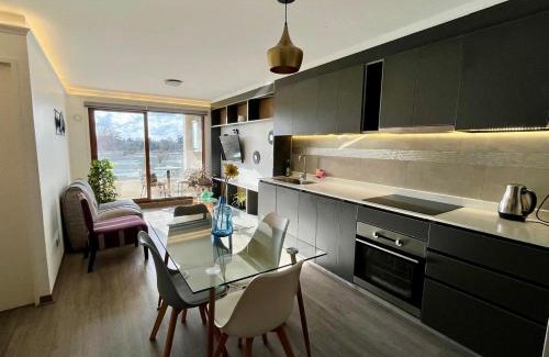 Los Angeles Apartment | Top-Rated Modern Apartment with Private Parking in Los Ángeles