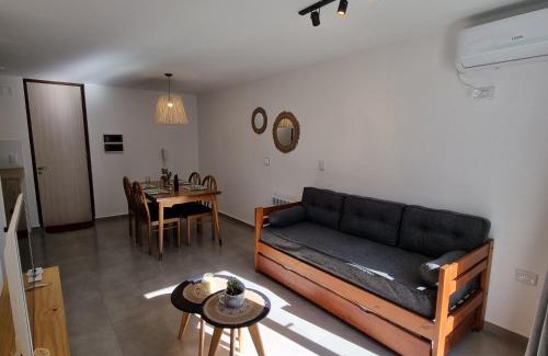 Villa Carlos Paz Apartment | Pet-Friendly Moderno Dpto Centrico - Guest Rated 9.8