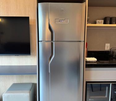 Pinheiros Apartment | Modern Comfort in Prime Location for Work and Leisure
