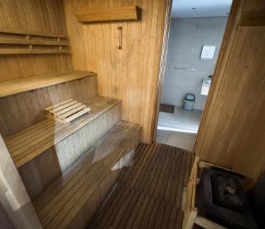 Recoleta Apartment | Stylish Studio in Recoleta with Pool and Hot Tub