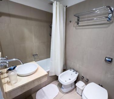 Recoleta Apartment | Stylish Studio in Recoleta with Pool and Hot Tub