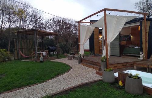 Duggan House | Relaxing Getaway at Modo Tiny Spa with Hot Tub Access