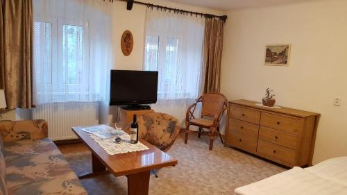 Trebon House | Family-Friendly Retreat at Modrá růže Třeboň - Rated 9.2