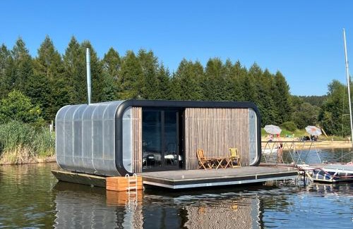 Frymburk Boat Rental | Unforgettable Stays at Modul Kometa - Guest Rated 10/10