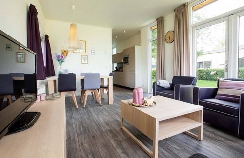 Aalst Ski Chalet | Discover Module at Recreatiepark het Esmeer in Aalst