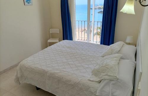 Playa de Mogan House | Oceanfront Mogán Suite with 9.3/10 Guest Rating