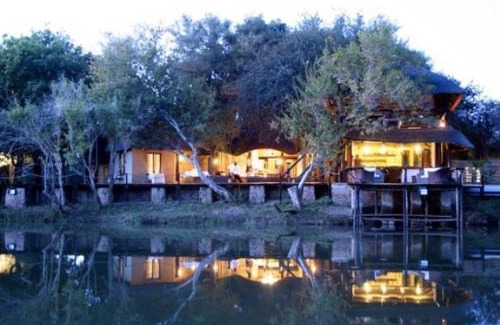 Alldays Cabin | Riverside Retreat: Mogalakwena River Lodge with Pool & Dining