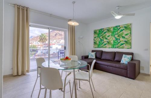 Playa de Mogan Apartment | Beachfront Mogan Terrace - Family-Friendly Getaway in Gran Canaria