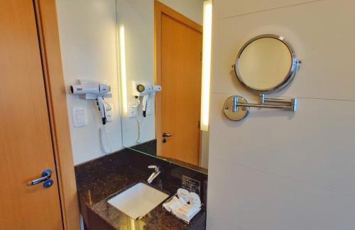 Palmital Hotel | Pet-Friendly Retreat at Mogano Express Hotel - 4 Stars