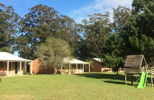 Moruya Cottage | Experience Mogendoura Farm: Oceanfront Cottages for Families