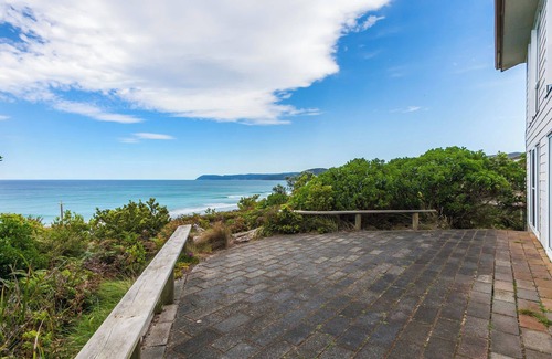 Moggs Creek House | Relaxing Coastal Retreat at Moggs View - Pool & Oceanfront