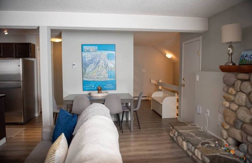 East Kootenay Apartment | Experience Moguls: Ski-In Access & Hot Tub Retreat