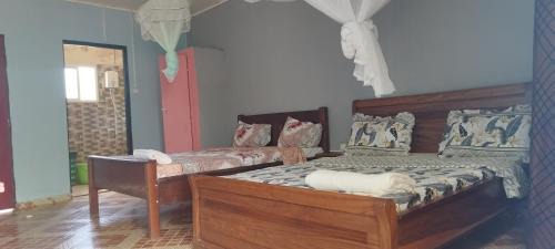 Nioumachoua Hotel | Oceanfront Escape at Mohéli Vanilla Lodge with Dining Options