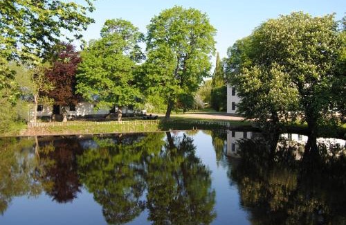 Moholm House | Indulgent Stay at Moholms Herrgård with Private Beach Access