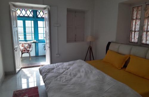 Sukha House | Cozy Mohraj Home Stay: Pet-Friendly with Breakfast Options