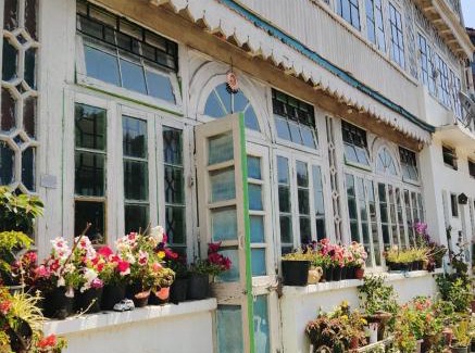 Sukha House | Cozy Mohraj Home Stay: Pet-Friendly with Breakfast Options