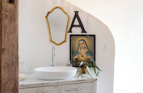 Vila do Bispo House | Relax at Moinho Calmo with Ocean View & Spa Amenities