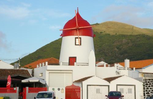Santa Cruz da Graciosa House | Elevated Oceanfront Retreat at Moinho Mó da Praia