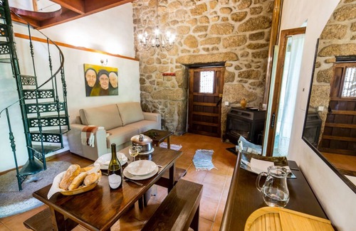 Melgaco Ski Chalet | Discover Moinhos do Poço Verde in Peneda-Gerês Park