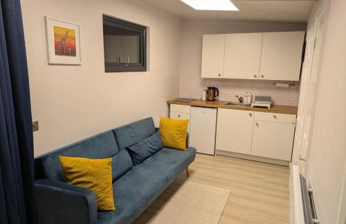 Craigavon Apartment | Moira Garden Tiny Home