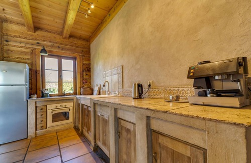 Cisowa House | Explore Moja Mała Toskania: Pool, Spa & Pet-Friendly Retreat