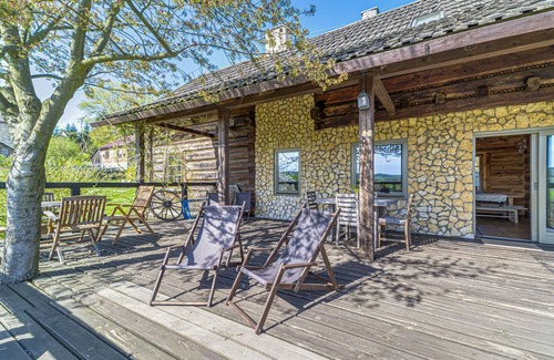 Cisowa House | Explore Moja Mała Toskania: Pool, Spa & Pet-Friendly Retreat